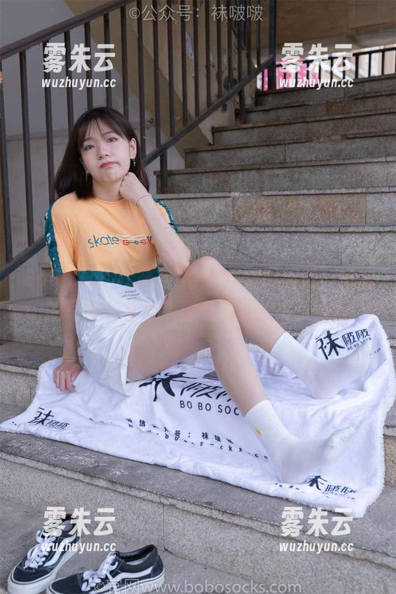 BoBoSocks袜啵啵 - OL制服加持，奶油的写真有着让人意想不到的裤子里丝