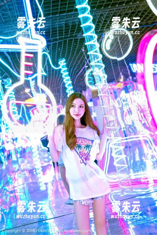 Feilin嗲囡囡-赵小米Kitty Feilin嗲囡囡 - 赵小米Kitty的泳衣作品,分享她泳池边的小冒险,真的让人扎心。