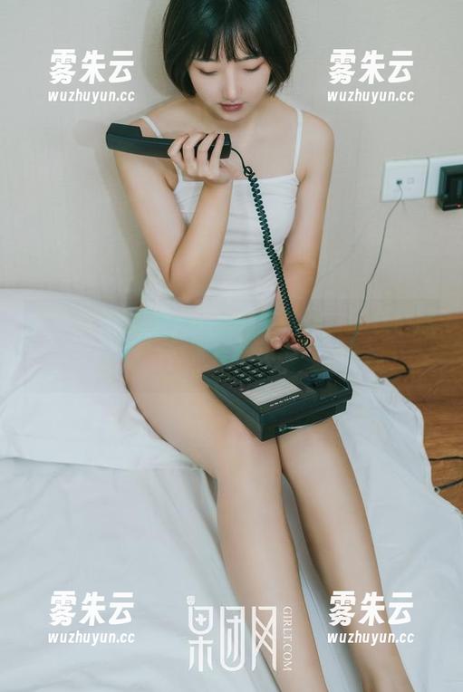 GIRLT果团网 - 小九九的礼服，让我们原图直击每一处“走位失误”，哈哈！