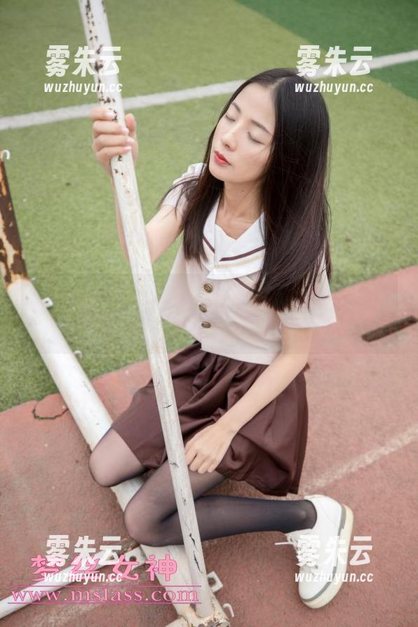 MSLASS梦丝女神 - 玥玥与超市的亲密密切，吃货少女日常图集大曝光！