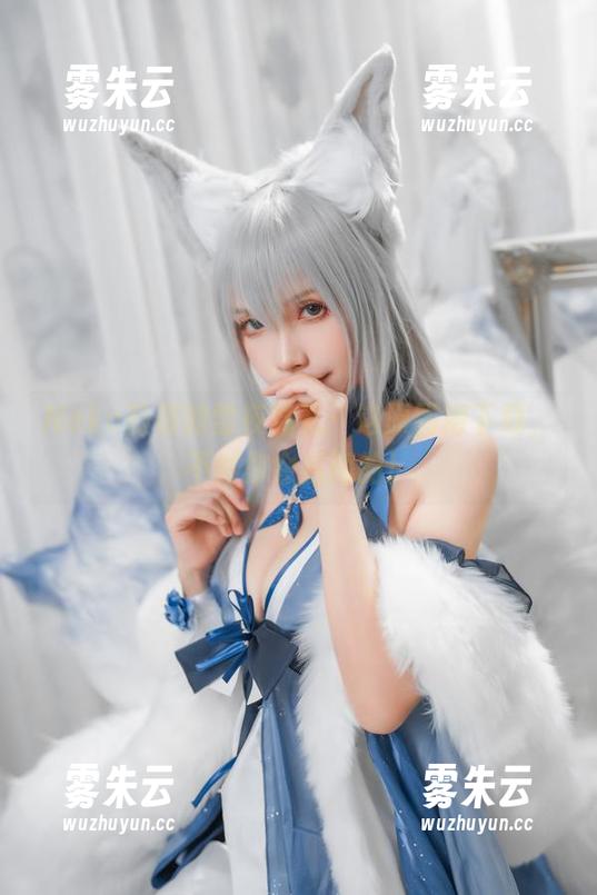 Neko薇薇的雪夜锦礼：这原图得下载，不然你会后悔的！