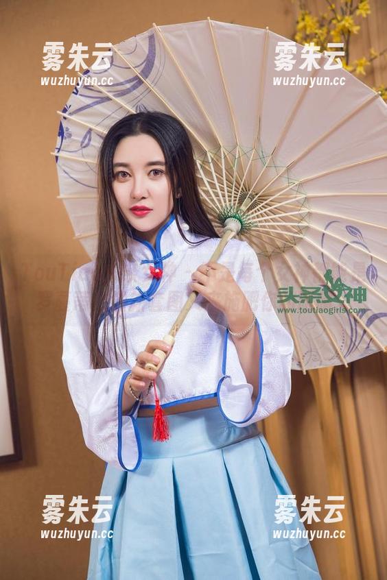 TouTiao头条女神 - 不是每个女神都能是罗蔓蒂！最新套图又来施肥你的眼睛。