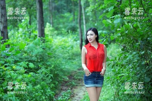 TuiGirl推女郎 - 郑瑞熙又来了，教室里的图包私藏感满分，为啥我总被这种氛围吸引？
