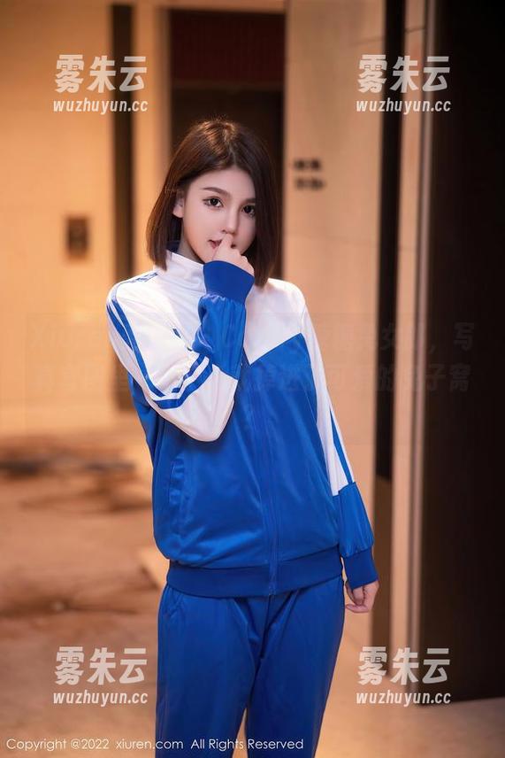 Xiuren秀人网 - Candy糖糖兔女郎，写真套图里一不小心就掉进了可爱的兔子窝？
