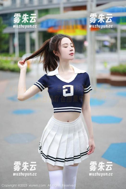 Xiuren秀人网 - 当白衬衫遇上无圣光，想知道大白兔吖在图集中玩了啥？