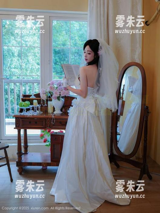 Xiuren秀人网-清水美嘉 Xiuren秀人网 - 在线找乐子!清水美嘉的皮衣好像在提醒我啥。
