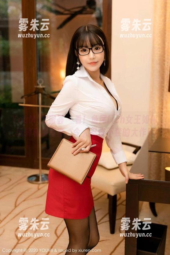 YouMi尤蜜荟-鱼尾fish YouMi尤蜜荟 - 看!鱼尾fish女王如何玩转私房写真,令人忍俊不禁的大作!
