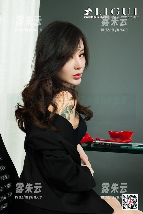 丽柜-兔子 丽柜 - 忘掉教科书!兔子学姐写真合集,高清直击心灵