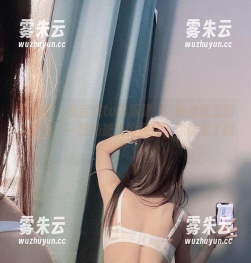 微密圈 - 兔宝妮to的新建築：办公室里的兔子们，一张奶茶色的图片，你听见了吗？