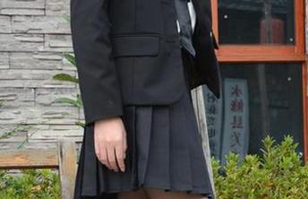 初夏女神 - 当安妮遇上校园:美图分享中,总有那么一张戳中你的心!