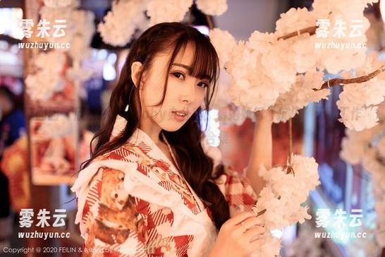 嗲囡囡 - 欣欣Rubybaby办公室：看她如何“抗战”无聊工作日的精彩合集