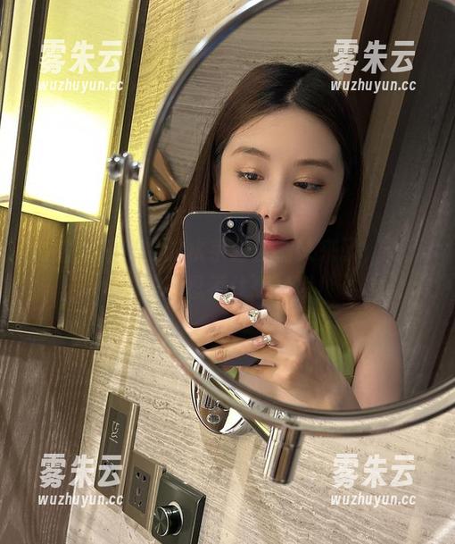 奶雯 微密圈 - 奶雯的水手服直播又来了,更新的美图忍不住想转发!