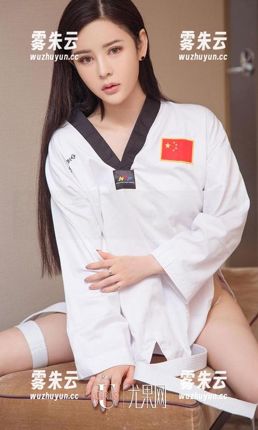 尤果网爱尤物 - 睁大眼睛，艾小青的在线蕾丝写真惹得我想买买买！