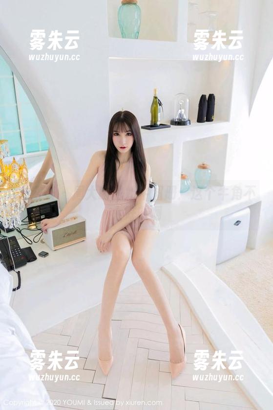 尤蜜荟-周大萌 尤蜜荟 - 周大萌的奶牛图册:这个牛角不太好收啊