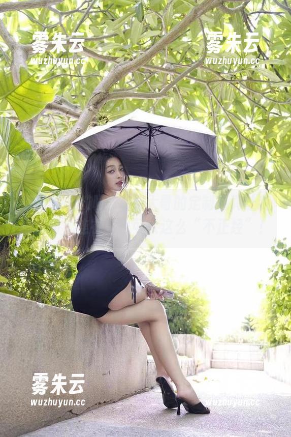 徐珺大哥 微密圈 - 哎呀,徐珺大哥的定制写真让我意识到,连衣裙也可以这么“不正经”!