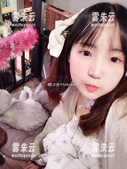 御子Yumiko再次出击，裤里丝美图包等你来捧场！