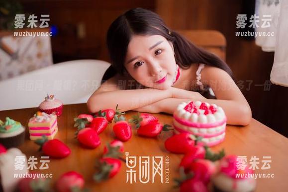 果团网-王语纯 果团网 - 眼镜?不只是一副王语纯图集,我想我对她又多了一份迷恋!