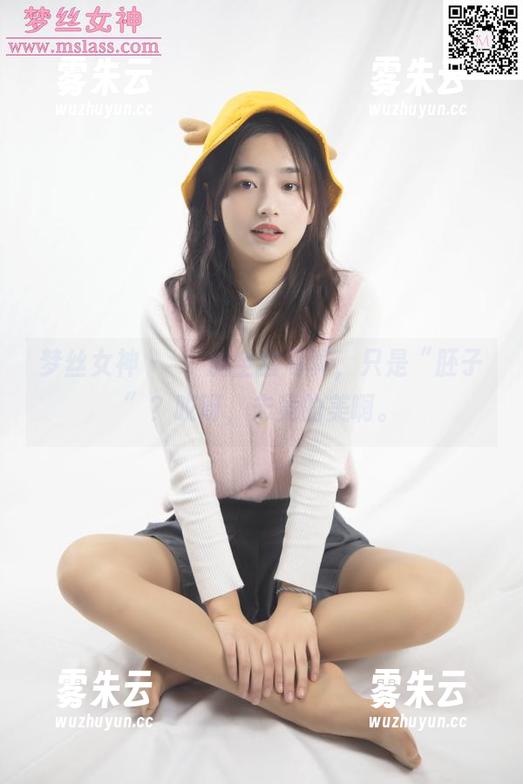 梦丝女神 - 玥玥的全套写真，只是“胚子”？哎呀，未竟的美啊。