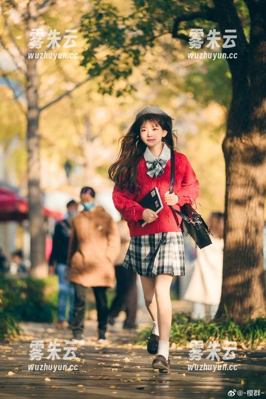 听说樱群的高清修女cos会让你无法自持！