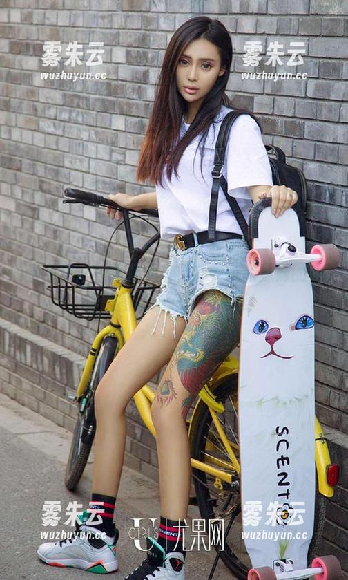 爱尤物 - 一图胜千言，乔安娜和妹妹的免费原图让你心里暖迷迷！