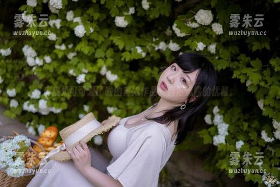 皮皮奶可可爱了啦 皮皮奶可可爱了啦的舞娘作品,自然流露的优雅。