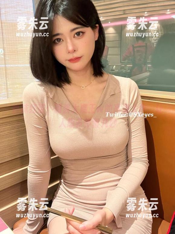 丝袜红茶：眼酱大魔王w的高清大作，让人想多停留几秒