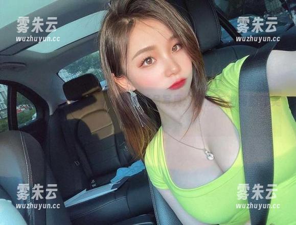 微密圈 - 禅雨儿Lynne的精品写真：高清与油亮的完美邂逅