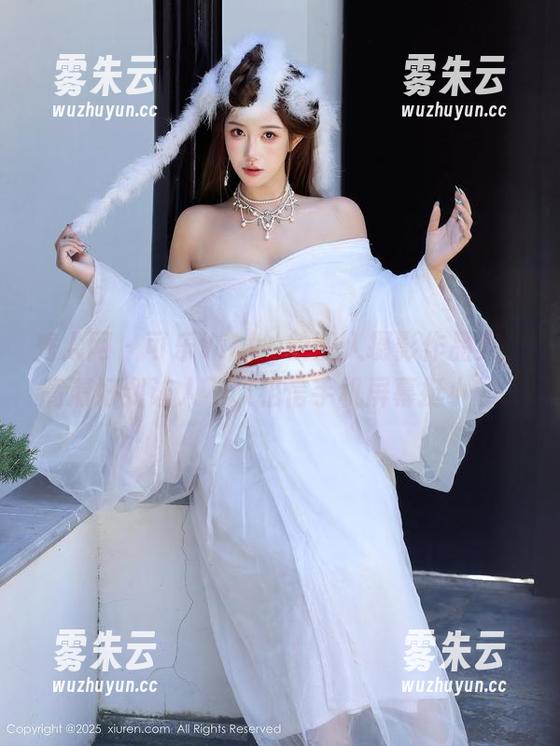 秀人网 - 可乐Vicky的双人摄影作品集，高清好到让人不敢相信手机屏幕挺小的...