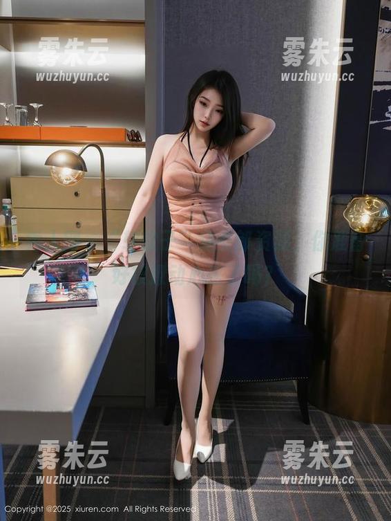 秀人网 - “软软子”兔女郎资源，你准备好被撩动心弦了吗？