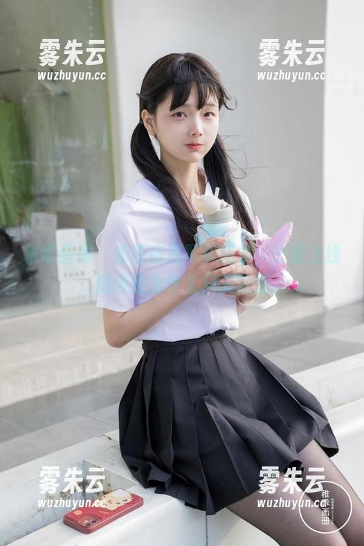 稚乖画册 - 赤西夜夜写真图集，长腿上线，别问我为什么只关注腿。