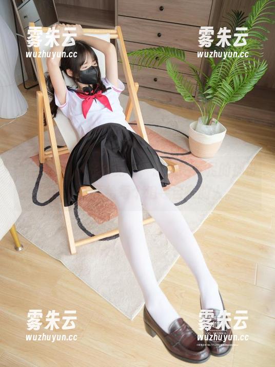紧急企划 - 提到见希，想到她裸足的那份洒脱，分享给每个追寻自在的人。