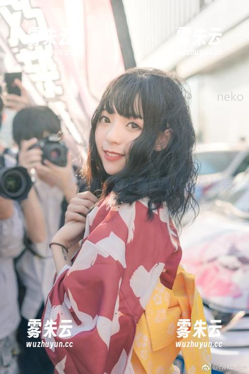 少女的私房诗篇，舞小喵的图片还没结束