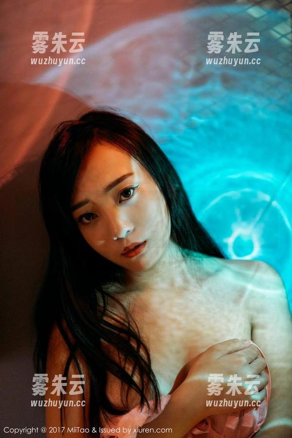 蜜桃社 - 伊素妍的居家沙龙，高清壁纸让你一直被围观，但不必在意