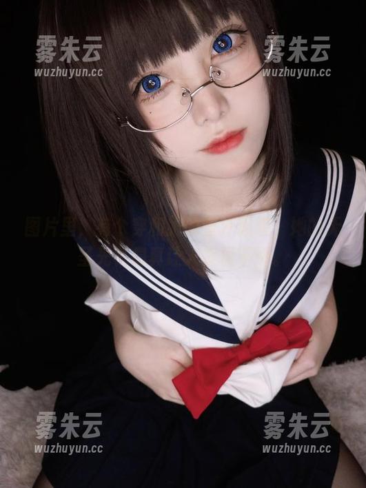蜜汁猫裘 图片里,有个穿和服的蜜汁猫裘,她的无圣光气息真让人捉摸不透。