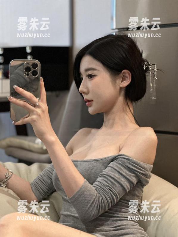 黎允熙baby 微密圈 - 黎允熙baby的死库水图包——水花四溅的奇妙时刻
